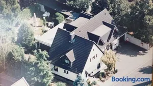 Image of Elisabeth Stube