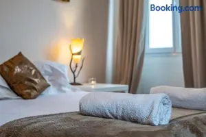 Image of Bright airy spacious apartment