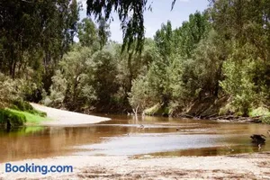 Image of The Glen Farmhouse on Ovens River