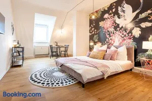 Image of Design Apartment Zentral & Rooms - Toplage am Opernhaus