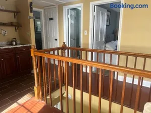 Image of Unit-A Gorgeous private suite near metro train station and Washington DC