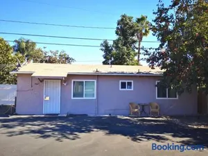 Image of BACK HOUSE in PASADENA