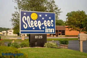 Image of Sleep-ees Inn, Saginaw & Frankenmuth