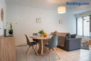 Image of Le Reflet Citadin - 1 Chambre