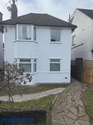 Image of Mill Hill House