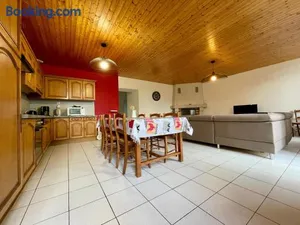 Image of Gîte rénové 2018, au cœur de la nature, activités plein air, 3 chambres, jardin privatif, proche Via Fluvia - FR-1-582-261