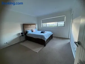 Image of Entire 4 BR House In Moncrieff Close To Playground