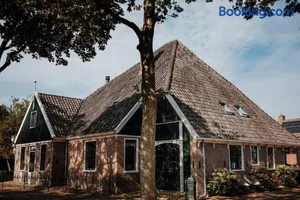Image of Monumentale stolpboerderij voorzien van alle gemakken van nu!