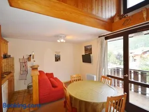 Image of Appartement duplex au centre de Morzine, 4 pers., proche des télécabines, balcon, parking, MultiPass - FR-1-684-36