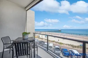 Image of Luna's Lookout: Esplanade Henley Beach
