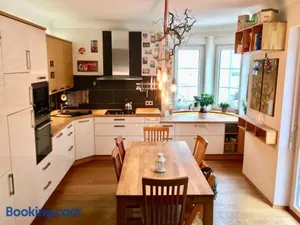 Image of Top Wohnung in Stadtvilla mit Terrasse und Garten