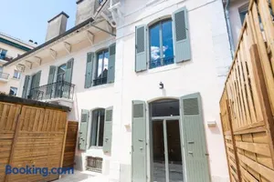 Image of Appartements centre-ville - Wifi - Cuisine tout équipée - Lave-linge