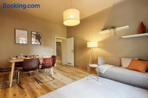 Image of homie stay Schiestlstraße - Moderne Altbauapartments, Nahe Stadtzentrum & Weinberge