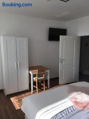 Image of Hotel Kronenhof & Gaststätte Zum Fehling