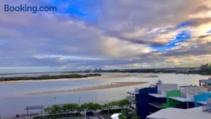 Image of Amazing Views, Walk Everywhere!