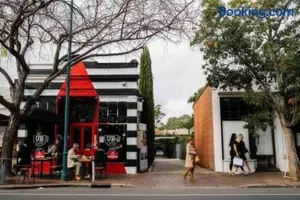 Image of Location location: Melbourne street views