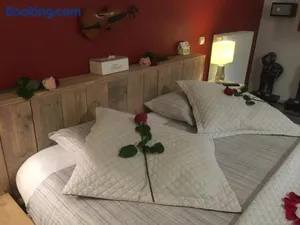 Image of B&B AntiQua & Qook