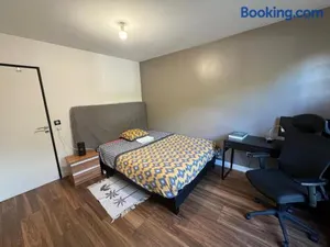 Image of Stade de France Chambre d'Hôte by RESERVATI HOME