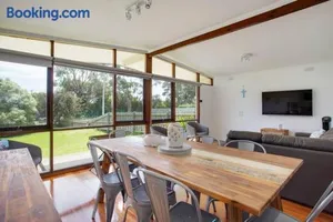 Image of Beach Days Family Escape, Dromana