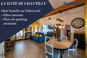 Image of La Suite de Chantilly - Appartement de 80m2 avec Jacuzzi privé !