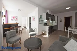 Image of gîte 65 m2 200 m gare t-g-v 400 m centre-ville grand parking 250 places gratuit face au logement