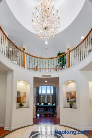 Image of Colorado Lux Peace & Love Top 2 Floors Only