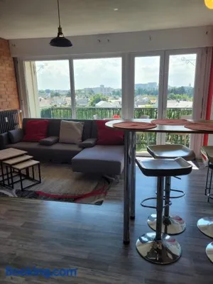Image of Appartement proche Espace Anjou