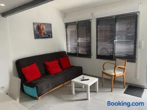 Image of L appart d Ange 2 idealement situe 47m2 entre le port et le village