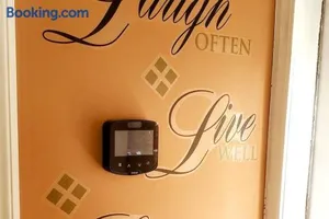 Image of Stylish Suite Tampa Minutes to Hard Rock Casino