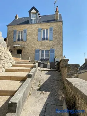 Image of La Maison Bleue