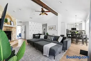 Image of Cedar Park 4BR HotTub PingPong