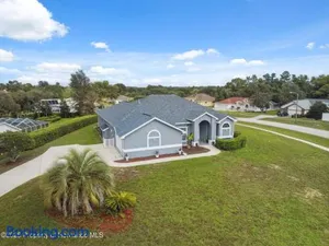Image of Beautiful vacation house on the hill