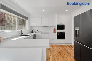 Image of Morgan Abode - Walk to CBD, Modern Escape