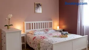 Image of LOC TROTTEUR LE PIVOINE Studio Grand confort, Gare SNCF de Lourdes