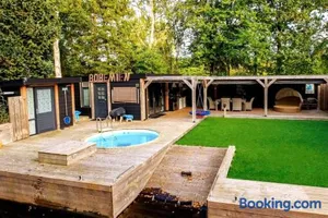 Image of Bohemian included boat supboards and pool 5 minutes by boat from parking to the bohemien
