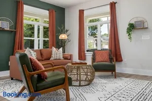 Image of Brand New 4bd - Modern - Prime Location - Spacious