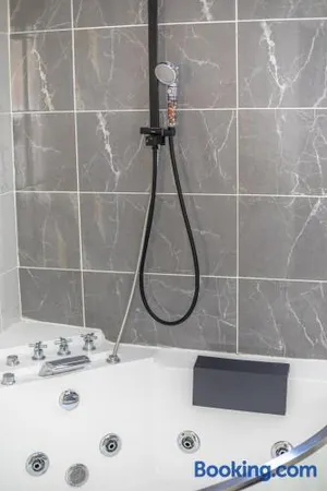 Image of Jacuzzi Terrasse Centre Narbonne