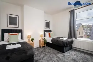 Image of Large 5 Bedrooms in Sheffield, Near City Centre & Parks