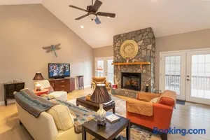 Image of Twisted Chimney Haven