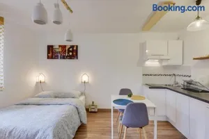 Image of Chic studio avec parking au centre-ville
