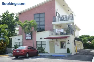 Image of Carl's El Padre Motel