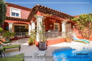 Image of Villa sécurisée pres des lecques