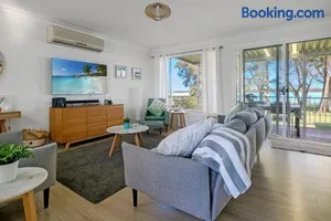 Image of Lake Front Home Relax Unwind