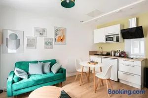 Image of L'Ecrin Vert - 150m Restaurant 3 étoiles - Climatisation