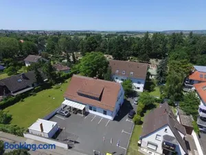 Image of Hotel Attaché