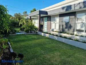 Image of Beachside Rosebud Retreat with *Wheelchair access*