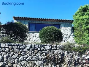 Image of Le Cabanon de Gourdon bergerie rénové en pierre vue mer