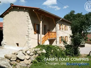 Image of Gîte Rustique avec Terrasse, Jardin Privatif et Visite de Ferme à Vêtre-sur-Anzon - FR-1-496-290