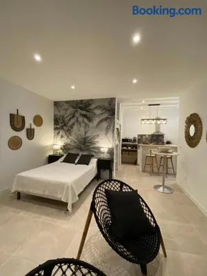 Image of Anne de la Maison Blanche