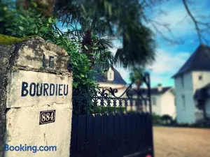 Image of Le Petit Bourdieu - Sanglier